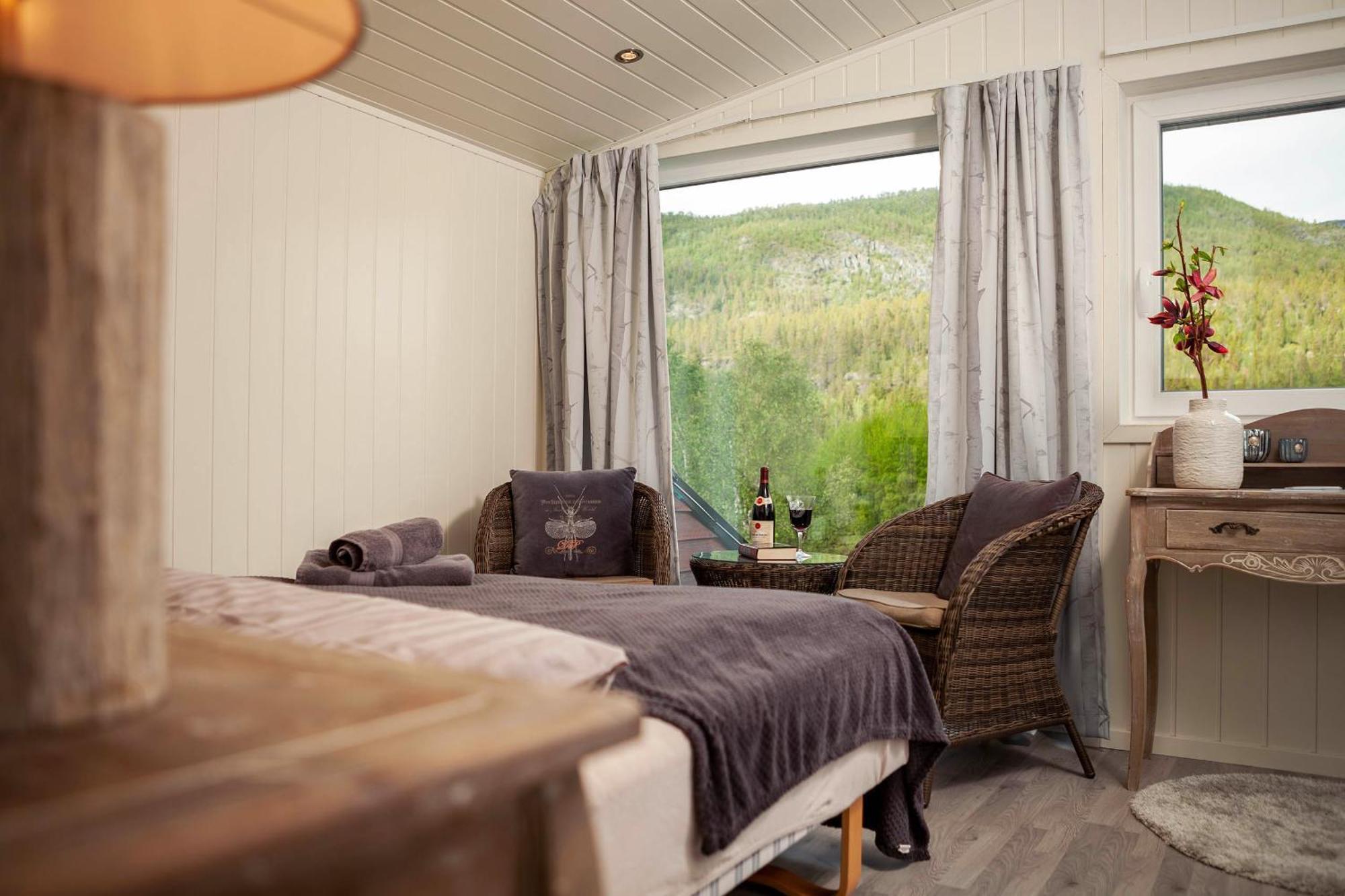 Reisa Lodge Storslett Стая снимка