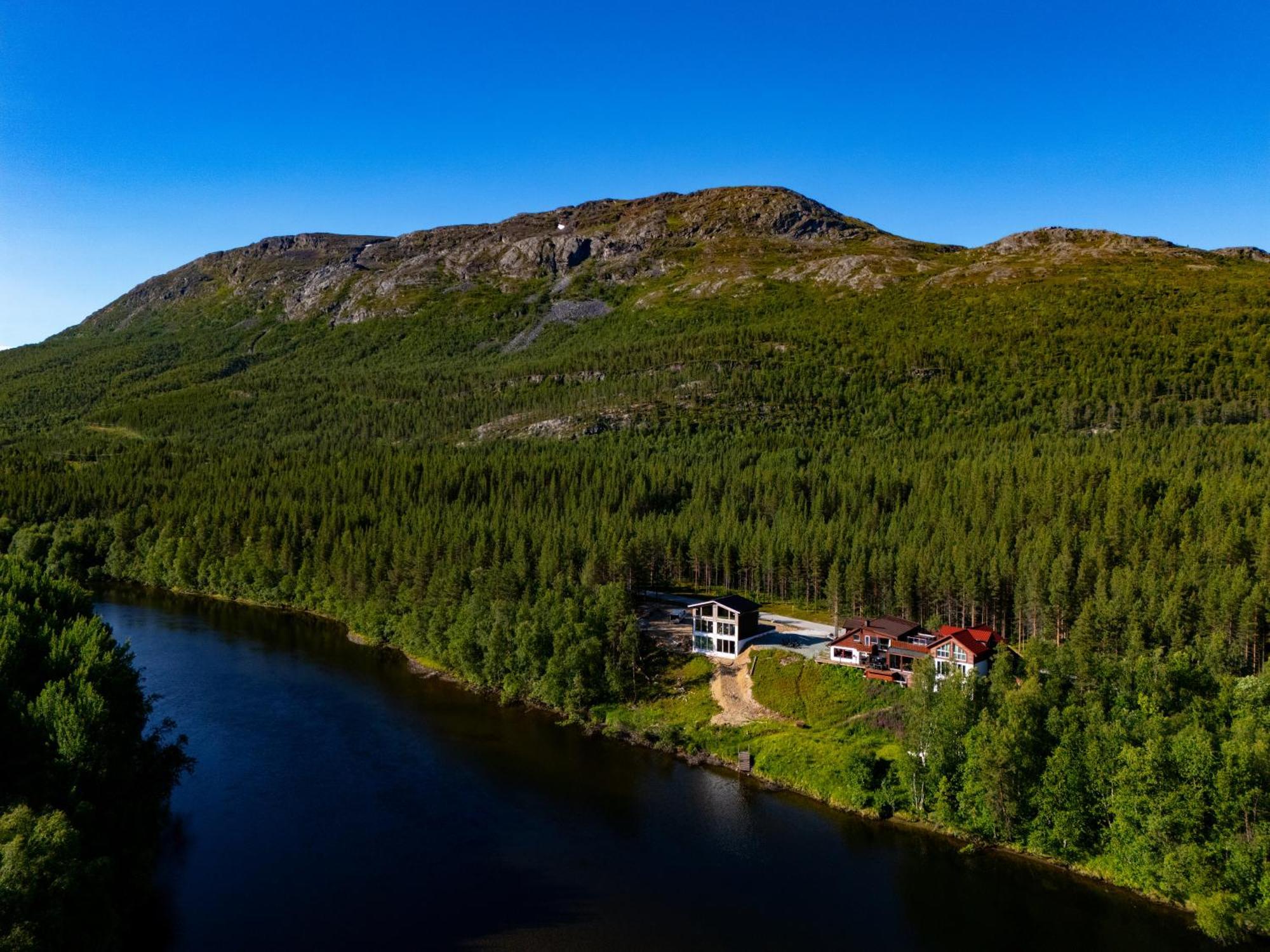 Reisa Lodge Storslett Екстериор снимка