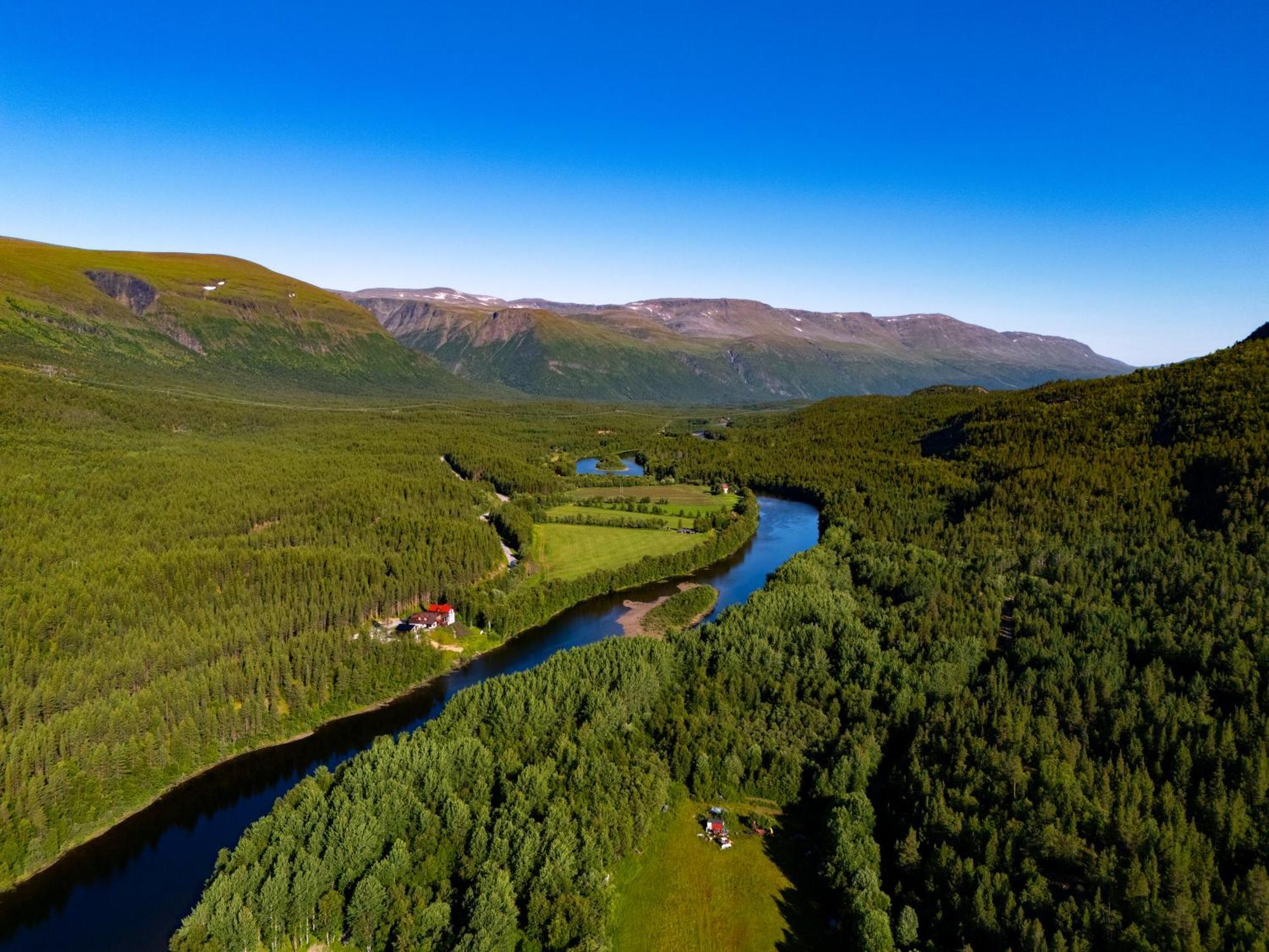 Reisa Lodge Storslett Екстериор снимка